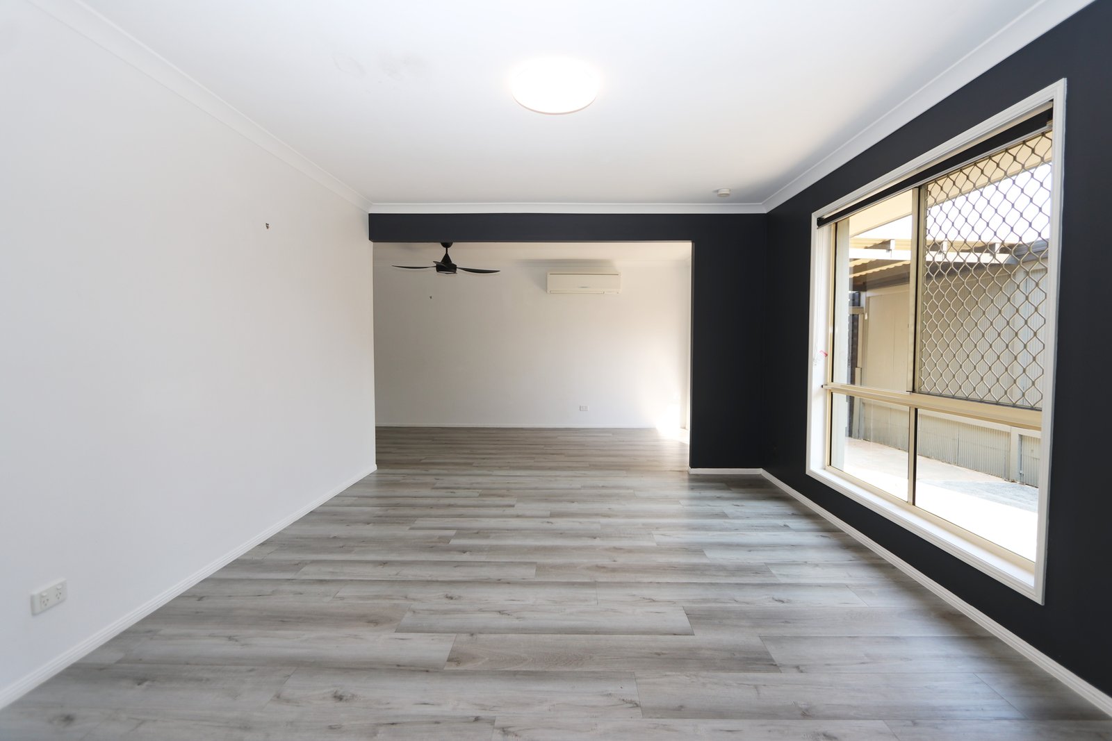 30 Cathedral Avenue MOLENDINAR 6