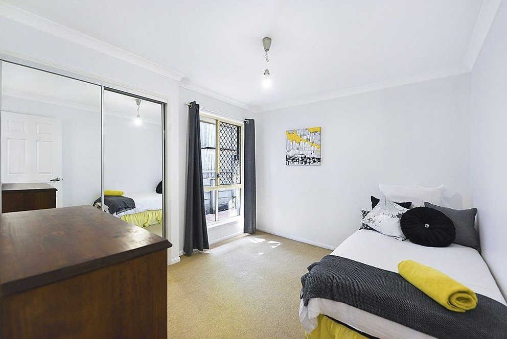 30 Cathedral Avenue MOLENDINAR 9