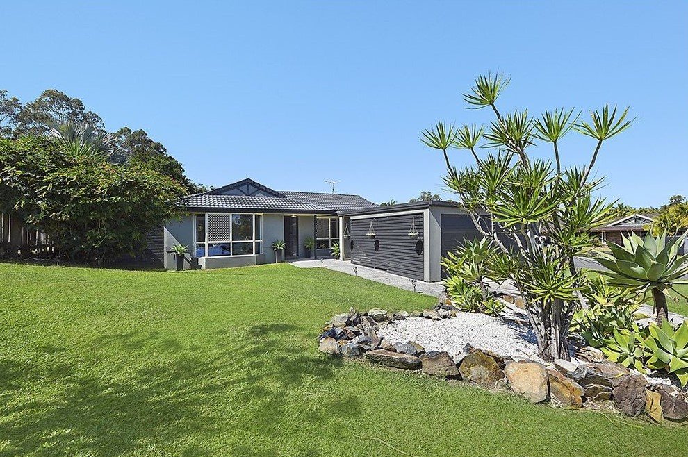 30 Cathedral Avenue MOLENDINAR 13