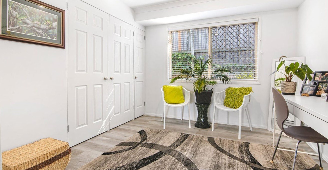 30 Cathedral Avenue MOLENDINAR 8