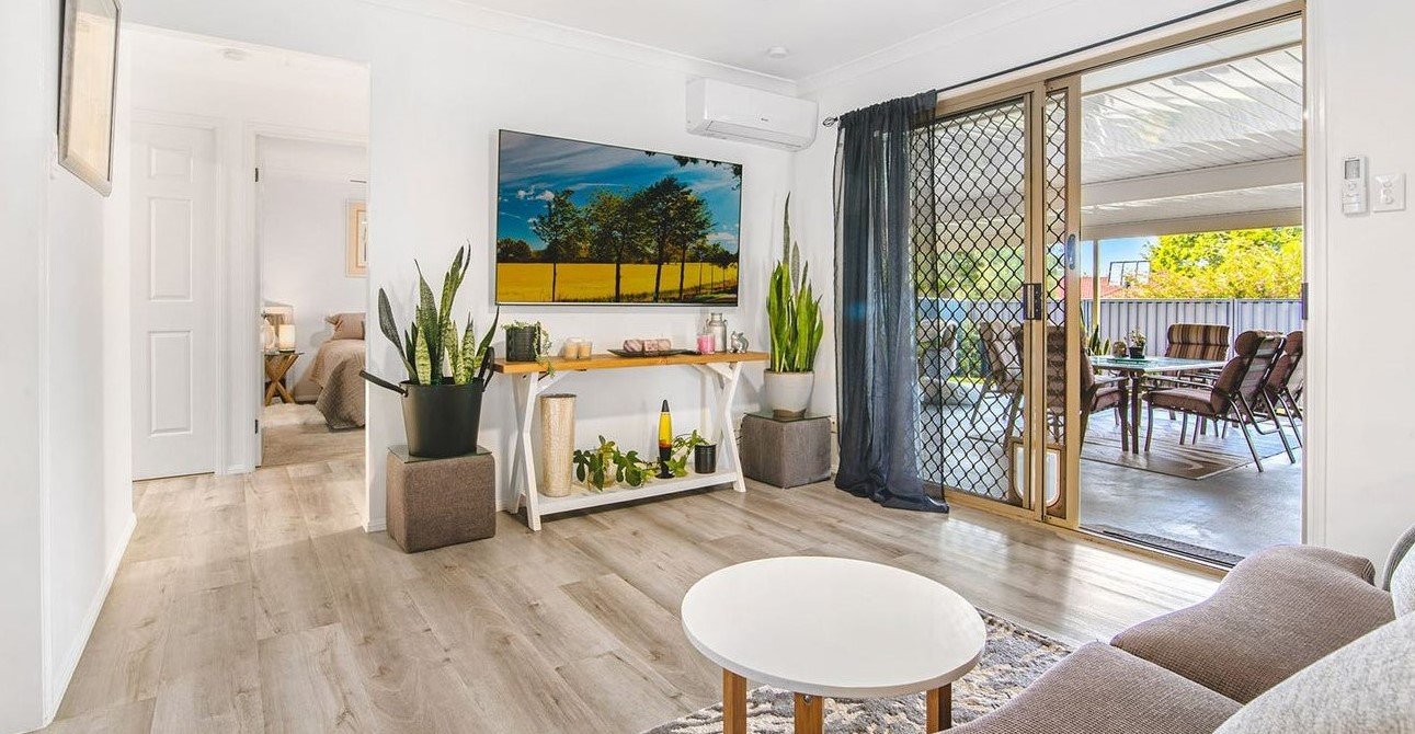 30 Cathedral Avenue MOLENDINAR 9