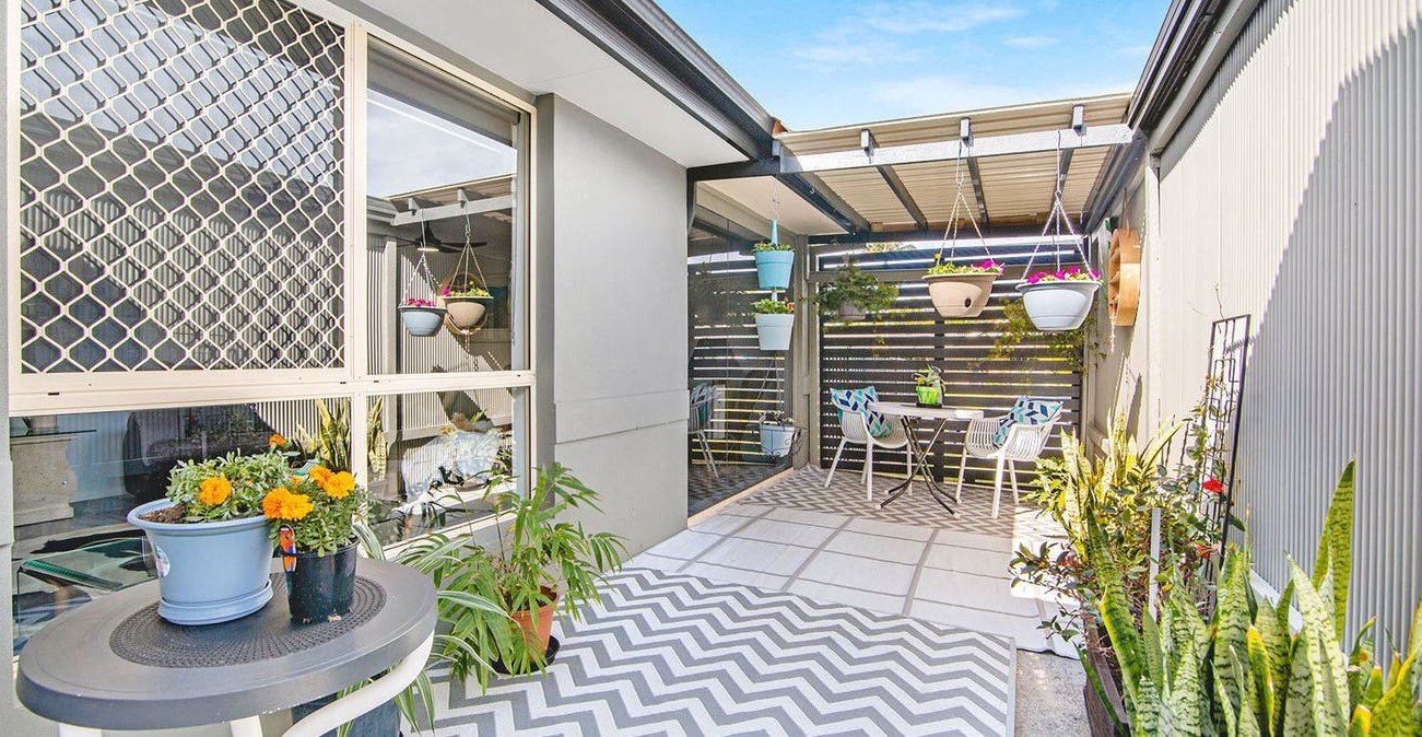 30 Cathedral Avenue MOLENDINAR 15