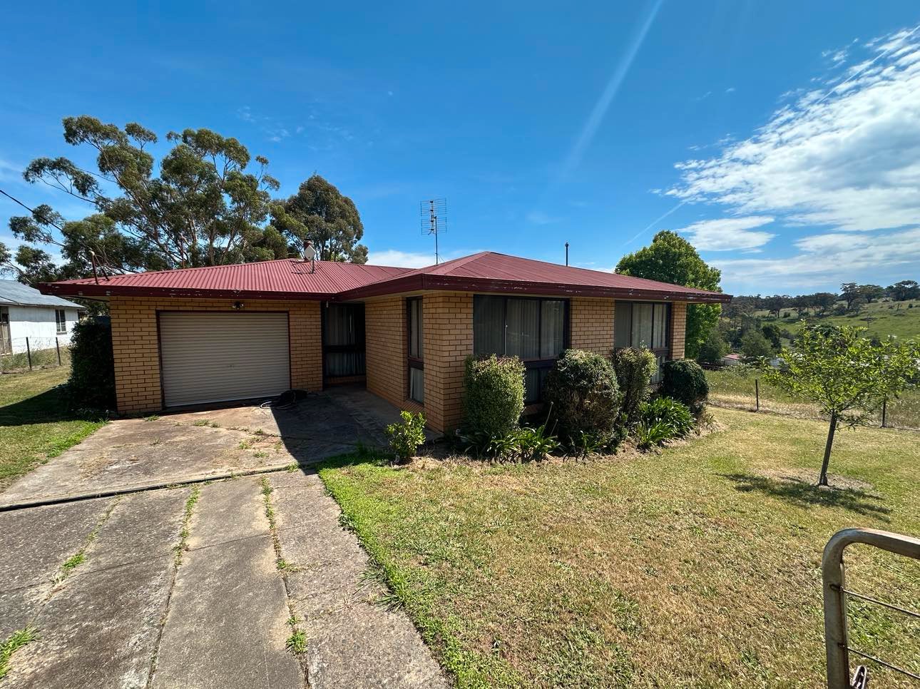 30 Clara Street TUMBARUMBA 1