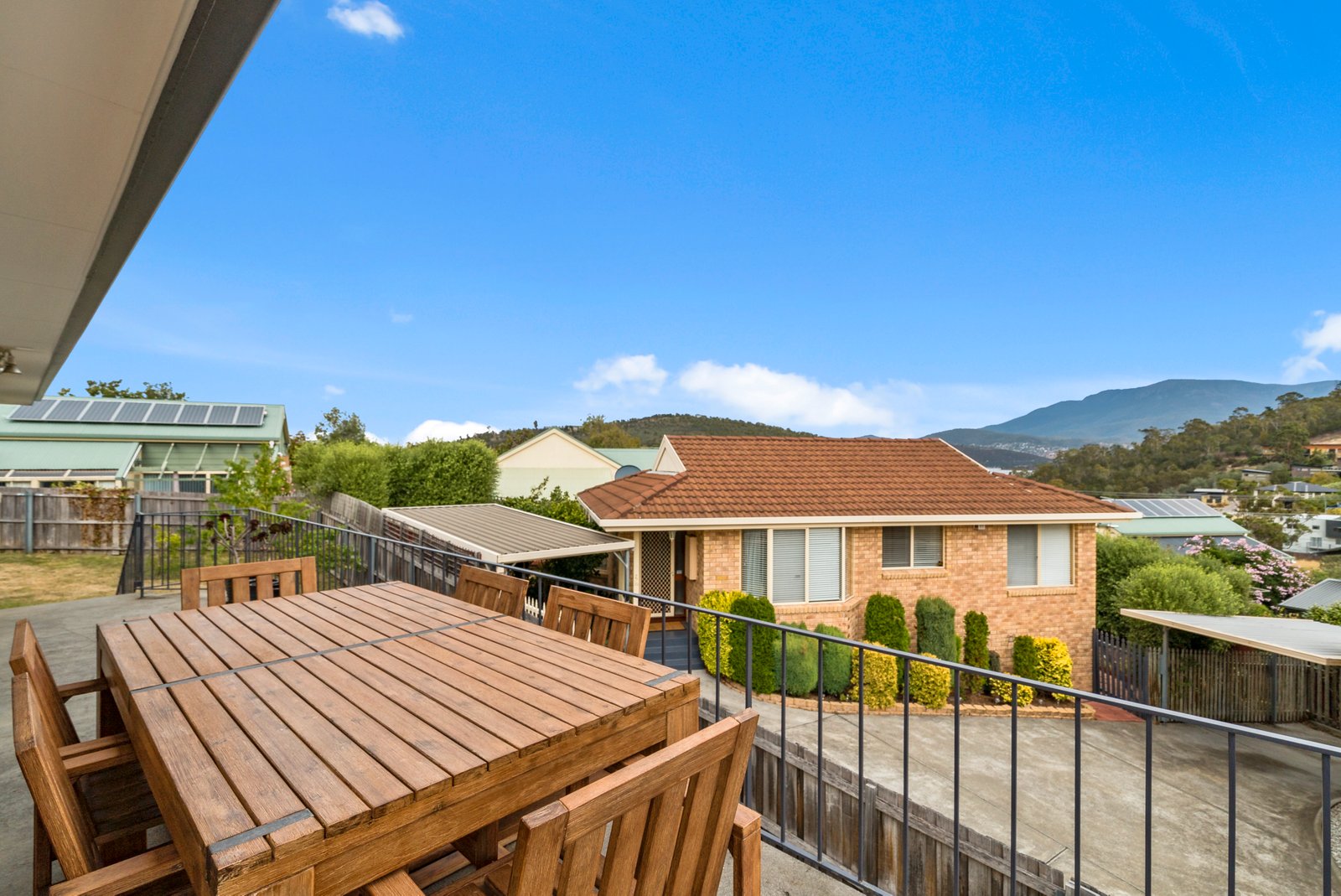 30 Clinton Road GEILSTON BAY 11