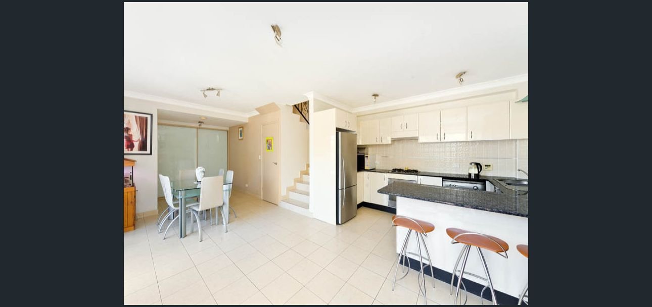 30 Collins Crescent YAGOONA 6