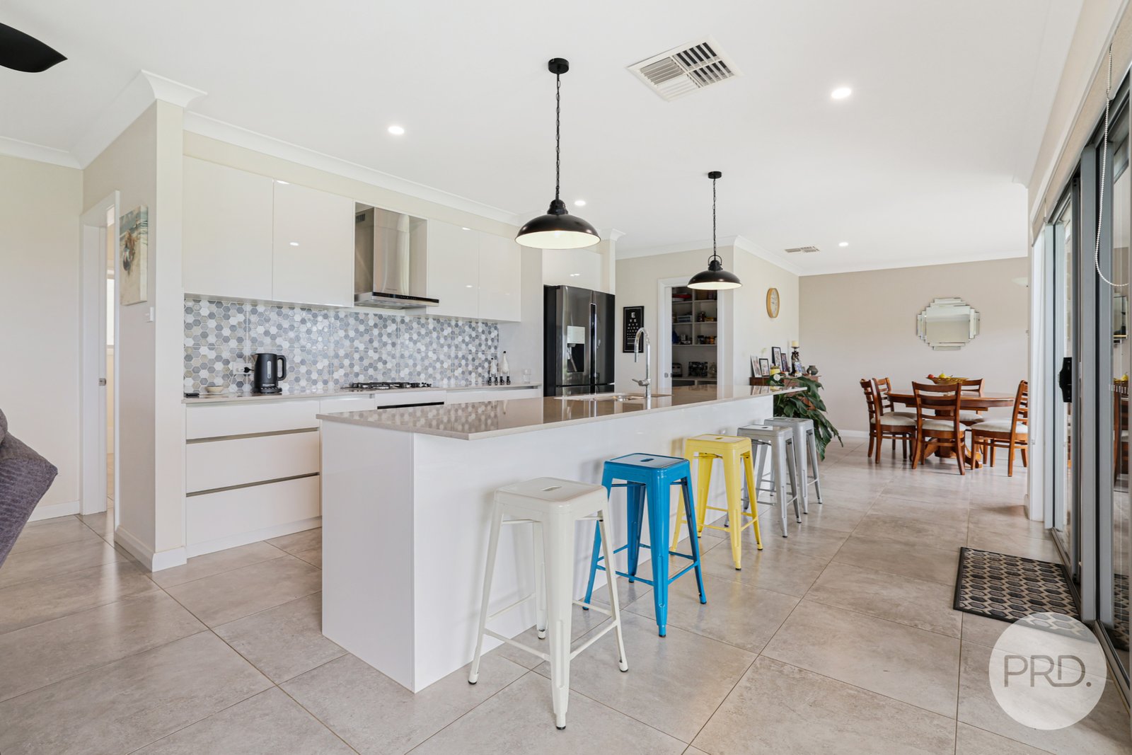 30 Conimbla Crescent TAMWORTH 5