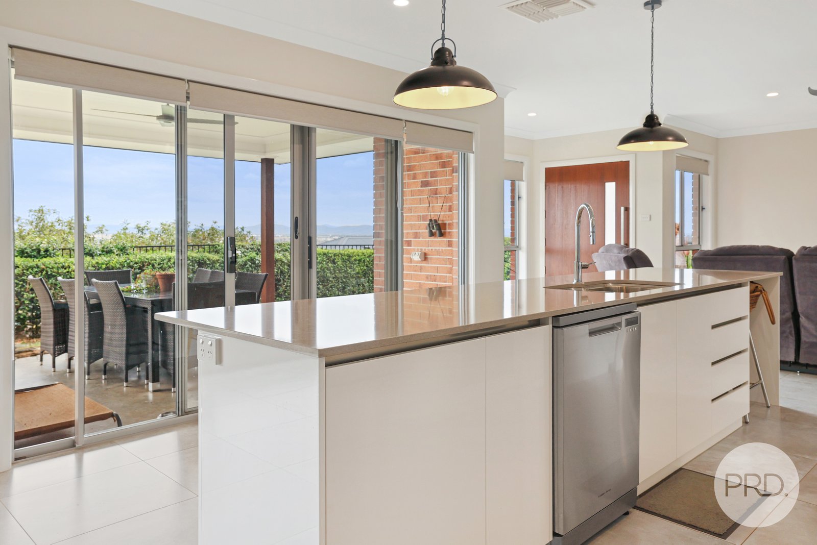 30 Conimbla Crescent TAMWORTH 9