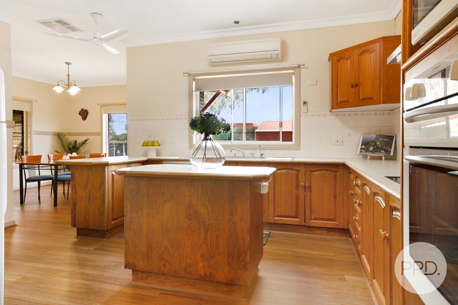 30 Coorigil Street TAMWORTH 7