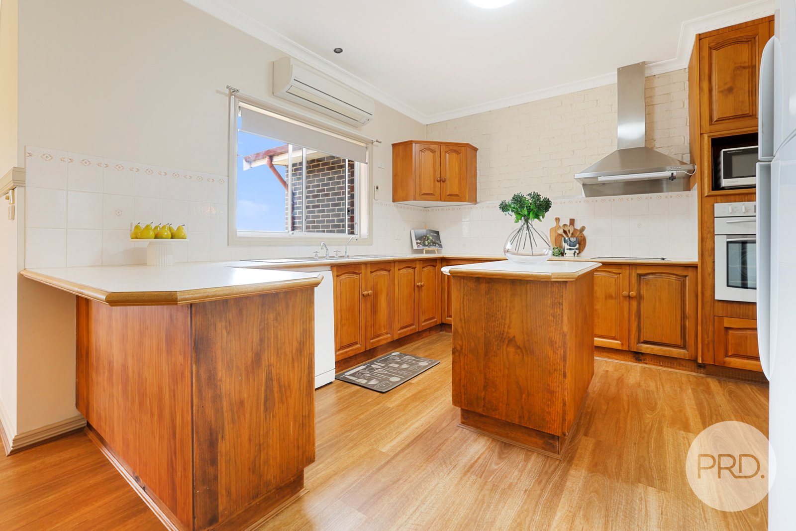30 Coorigil Street TAMWORTH 8