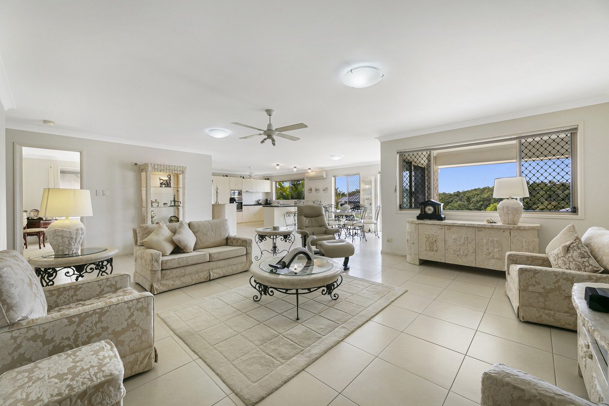 30 Cordyline Drive Reedy Creek 2