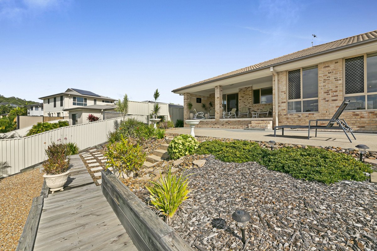 30 Cordyline Drive Reedy Creek 16