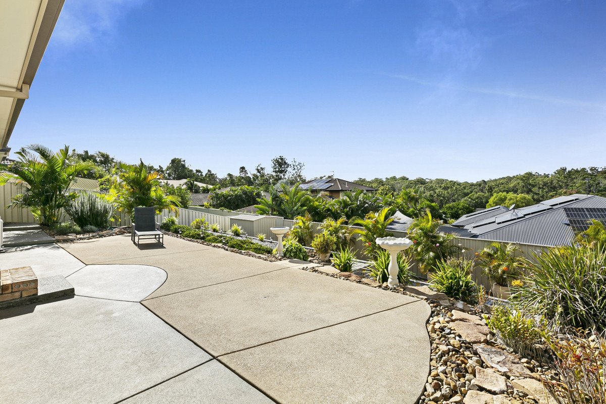 30 Cordyline Drive Reedy Creek 17