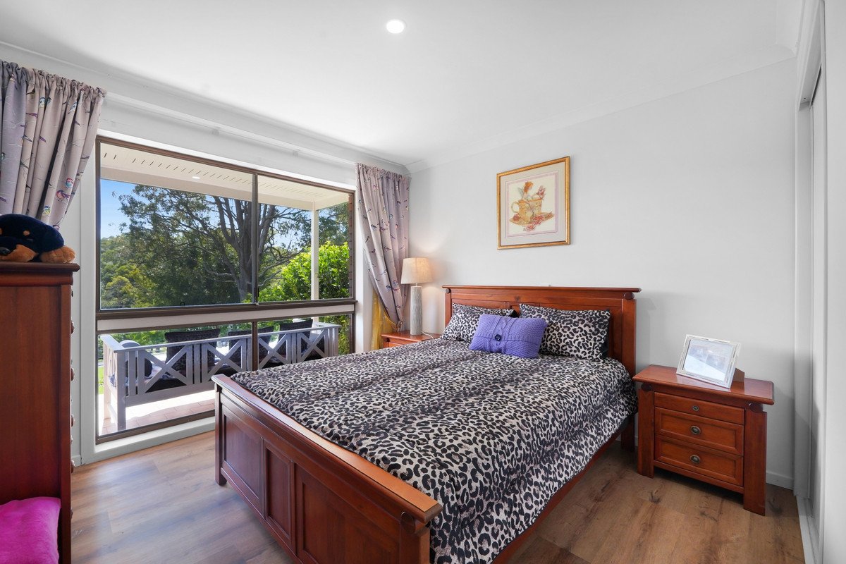 30 Cornwall Drive Elanora 14