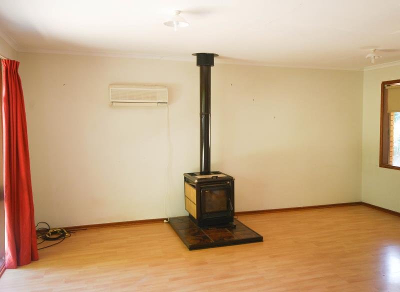 30 Cox Avenue FOREST HILL 4