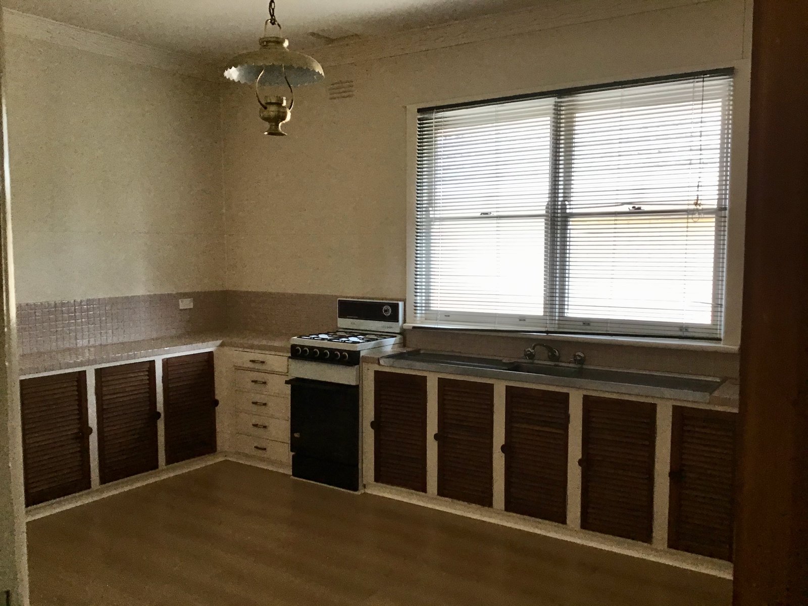 Gallery: 30 Cricklewood Avenue