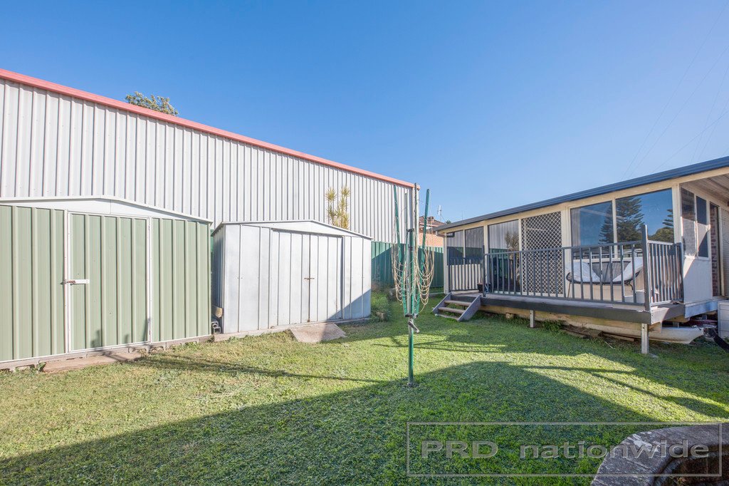 30 Crofton Avenue TENAMBIT 8