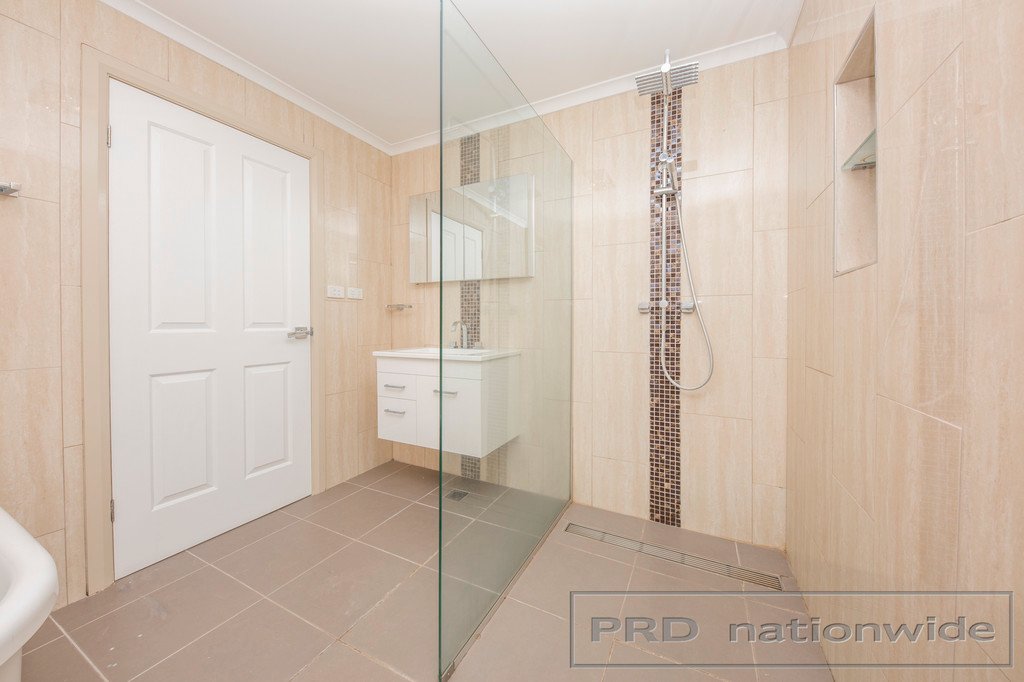 30 Crofton Avenue TENAMBIT 10