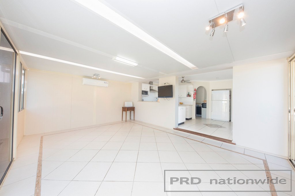 30 Crofton Avenue TENAMBIT 14