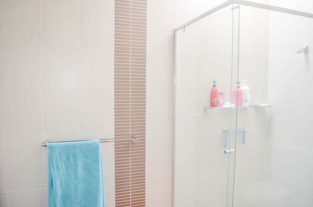 30 Dalkeith Avenue LAKE ALBERT 15