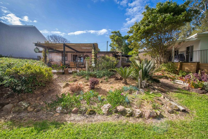 30 Danalene Parade CORLETTE 3