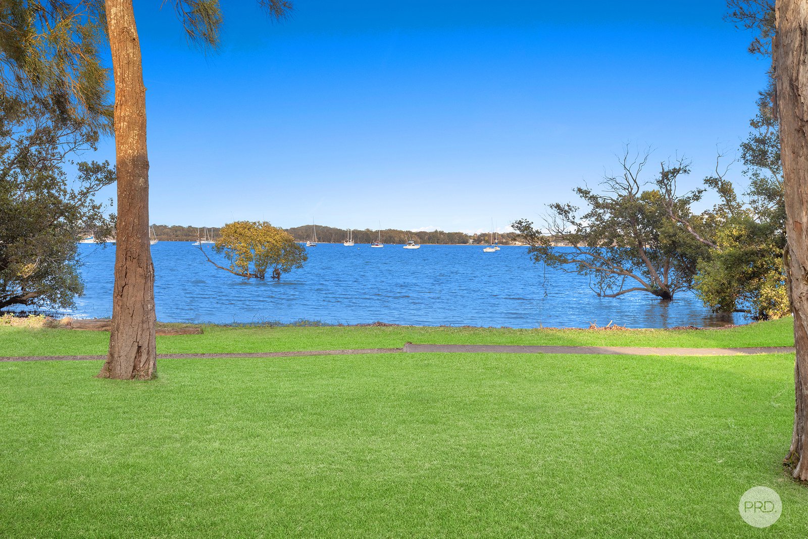 30 Danalene Parade CORLETTE 18