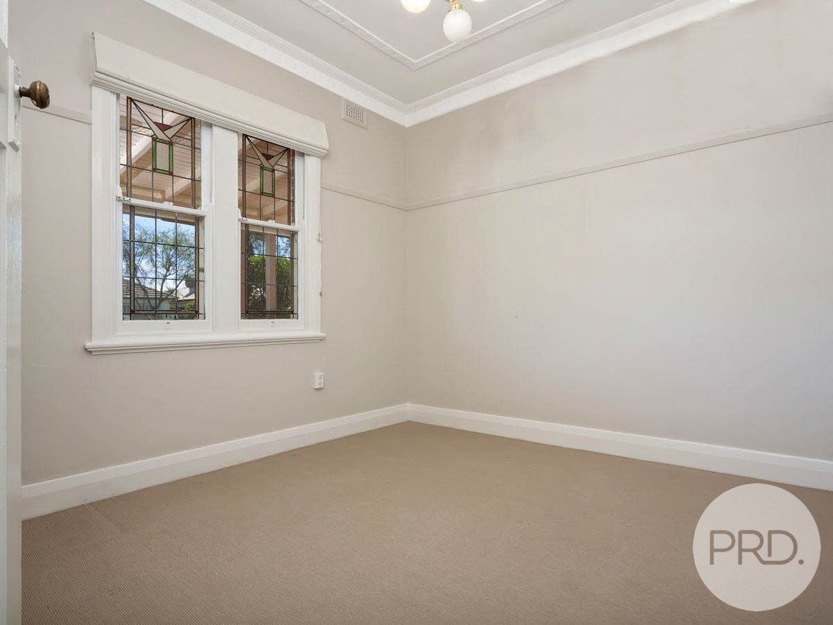 30 Darlow Street WAGGA WAGGA 4