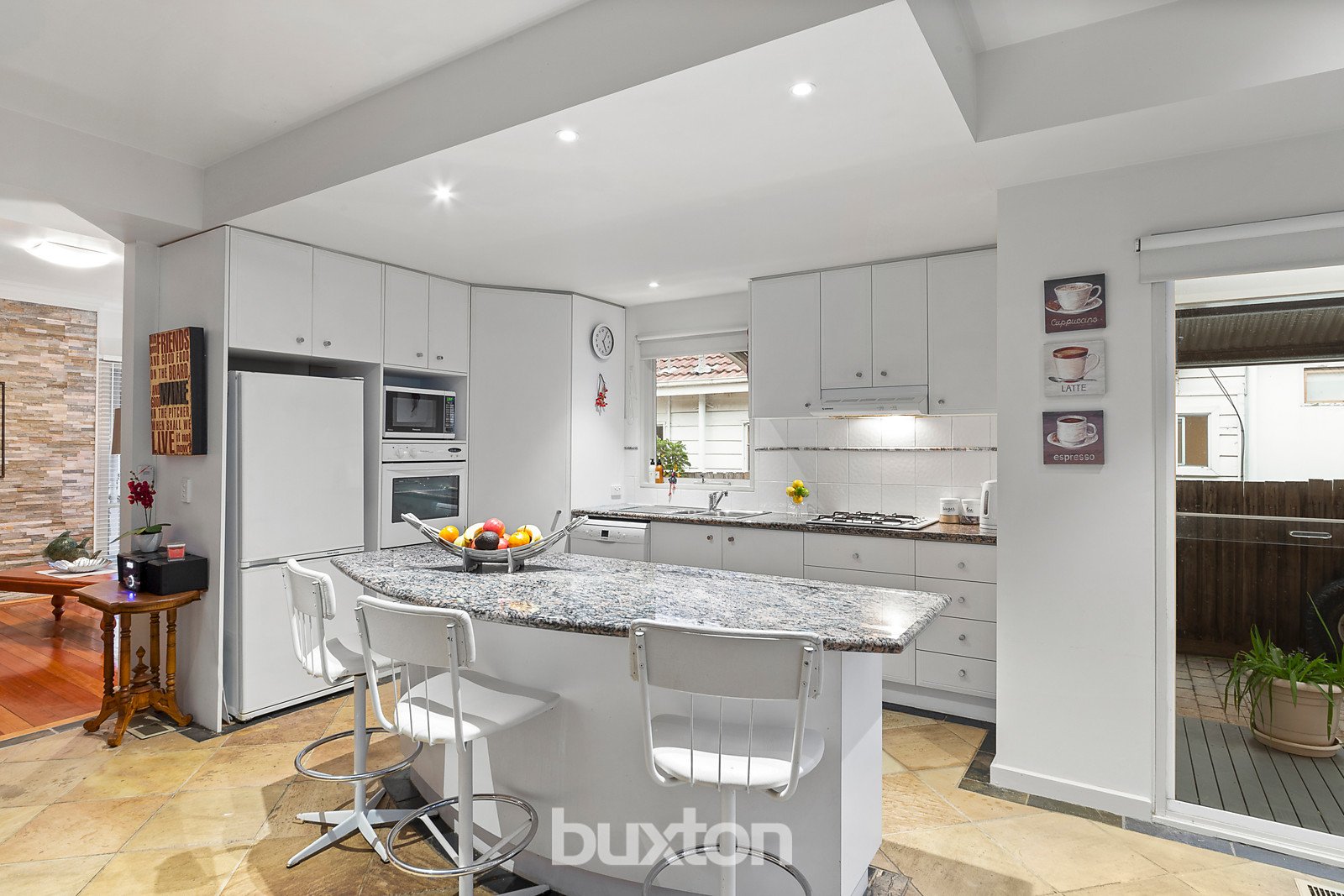 Gallery: 30 Dickens Street