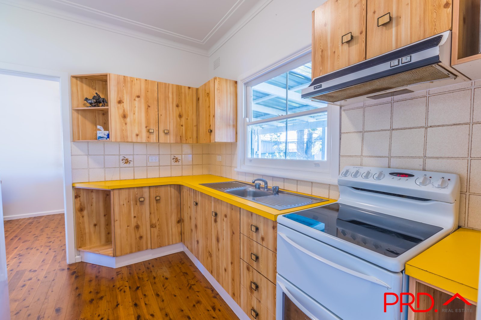 30 Elm Street TAMWORTH 6