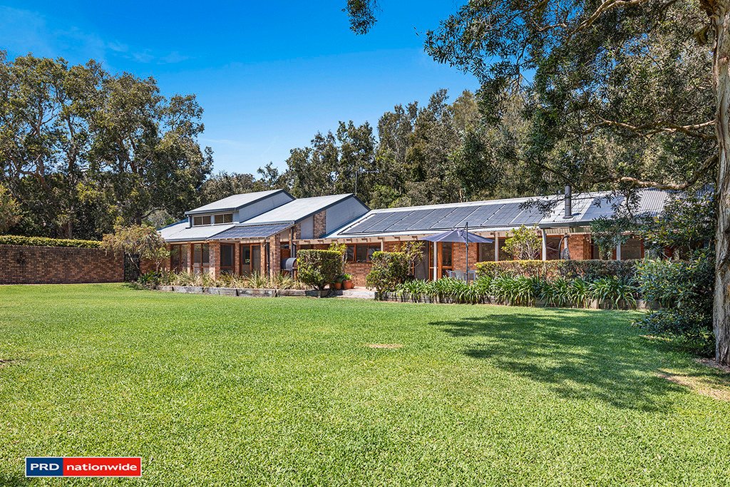 30 Eucalyptus Drive ONE MILE 5