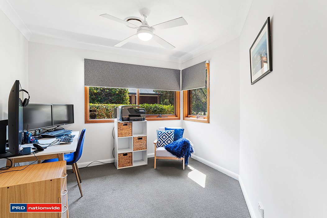 30 Eucalyptus Drive ONE MILE 18