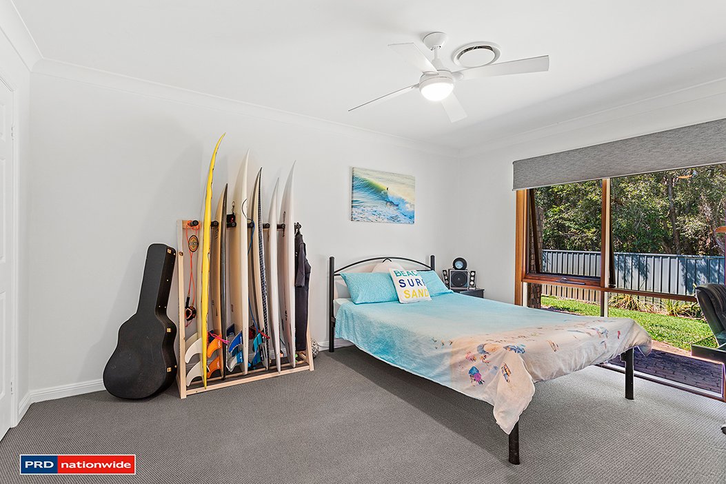 30 Eucalyptus Drive ONE MILE 19