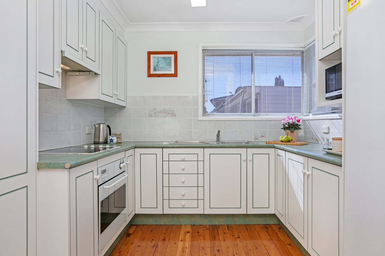30 Exmouth Road KANAHOOKA 3
