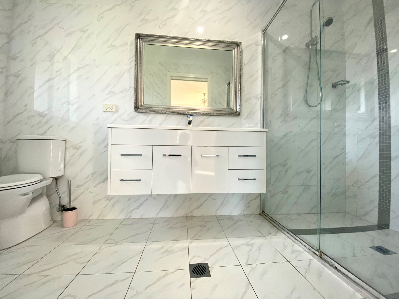 30 Falcon Drive TAMWORTH 6