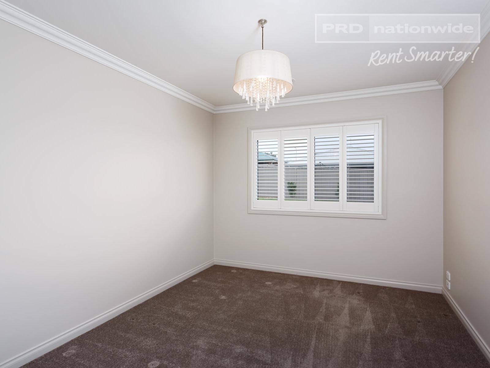 30 Flack Street BOOROOMA 5