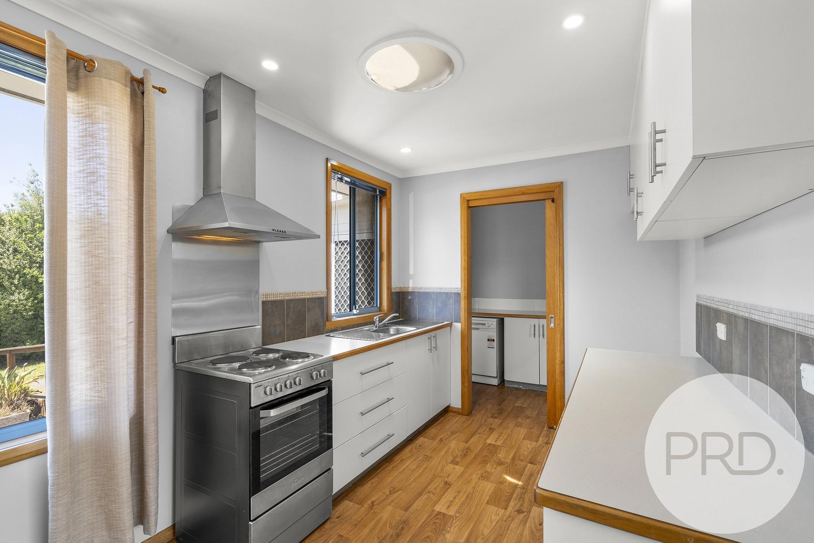 30 Flinders Street WARRANE 9