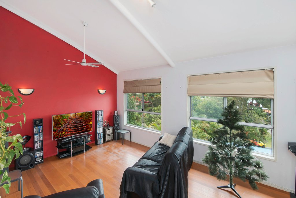 30 Foothill Street ELANORA 10