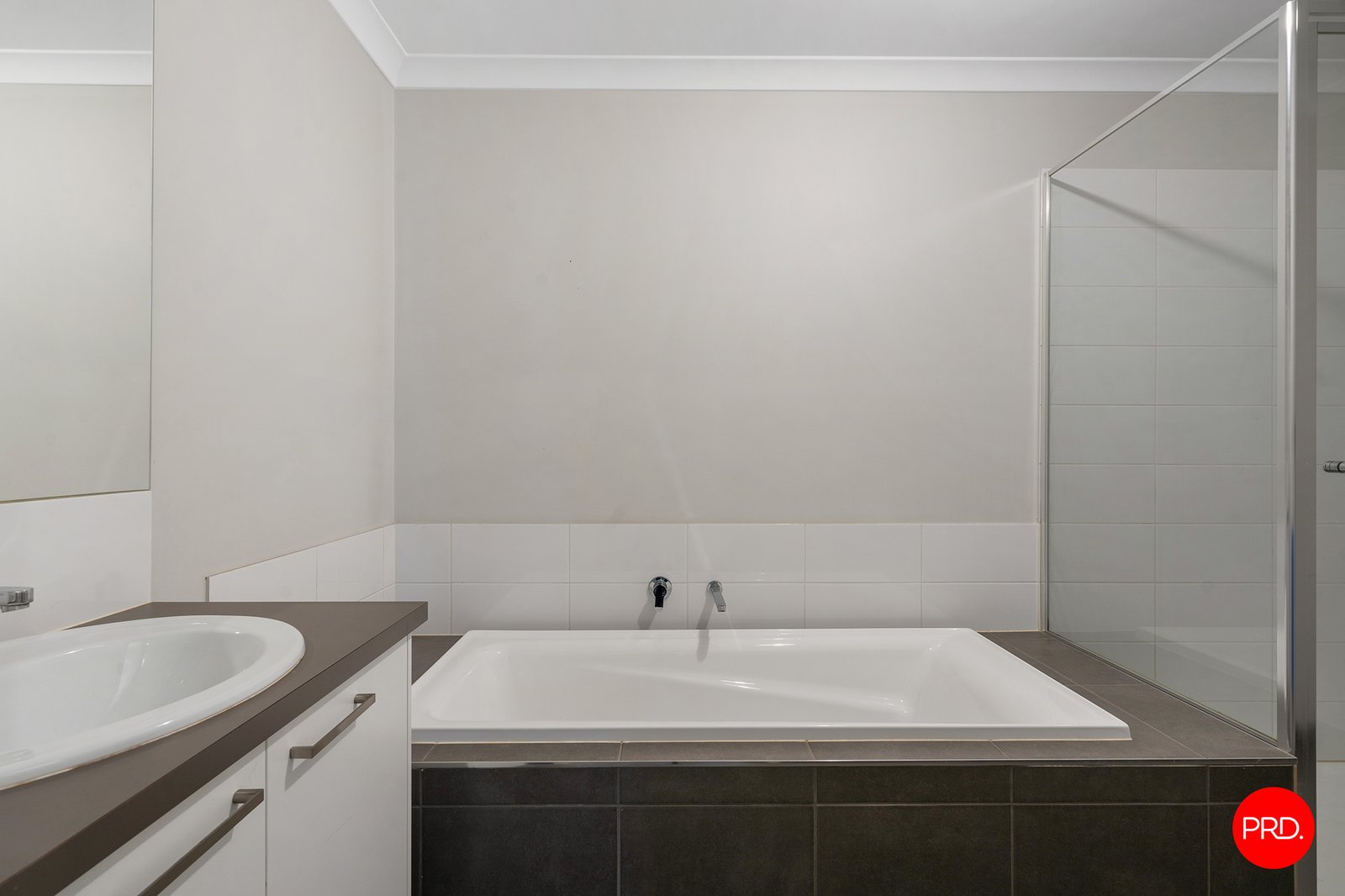 30 Galloway Street ASCOT 17