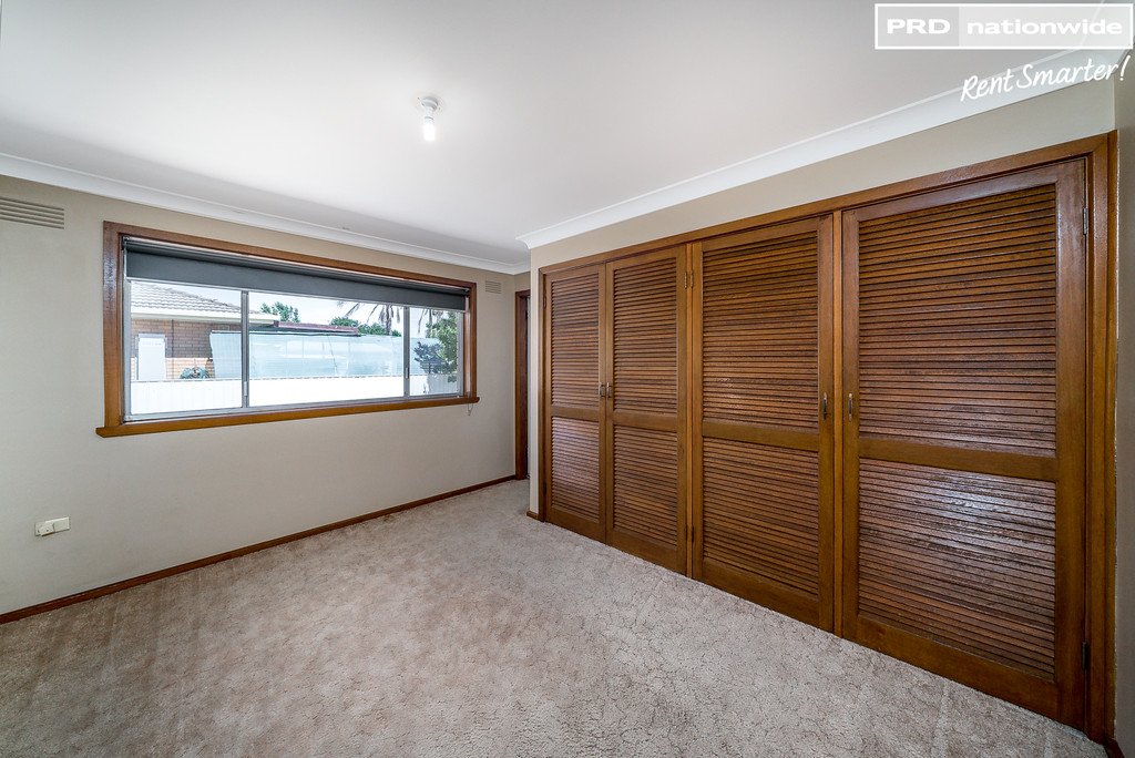 30 Gevena Crescent LAKE ALBERT 5