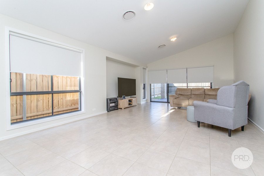 30 Glendiver Street Gledswood Hills 4