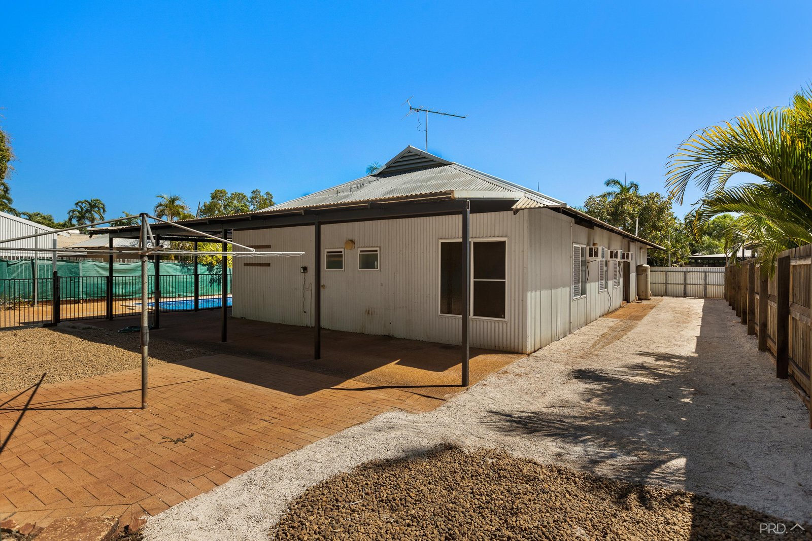 30 Glenister Loop CABLE BEACH 26