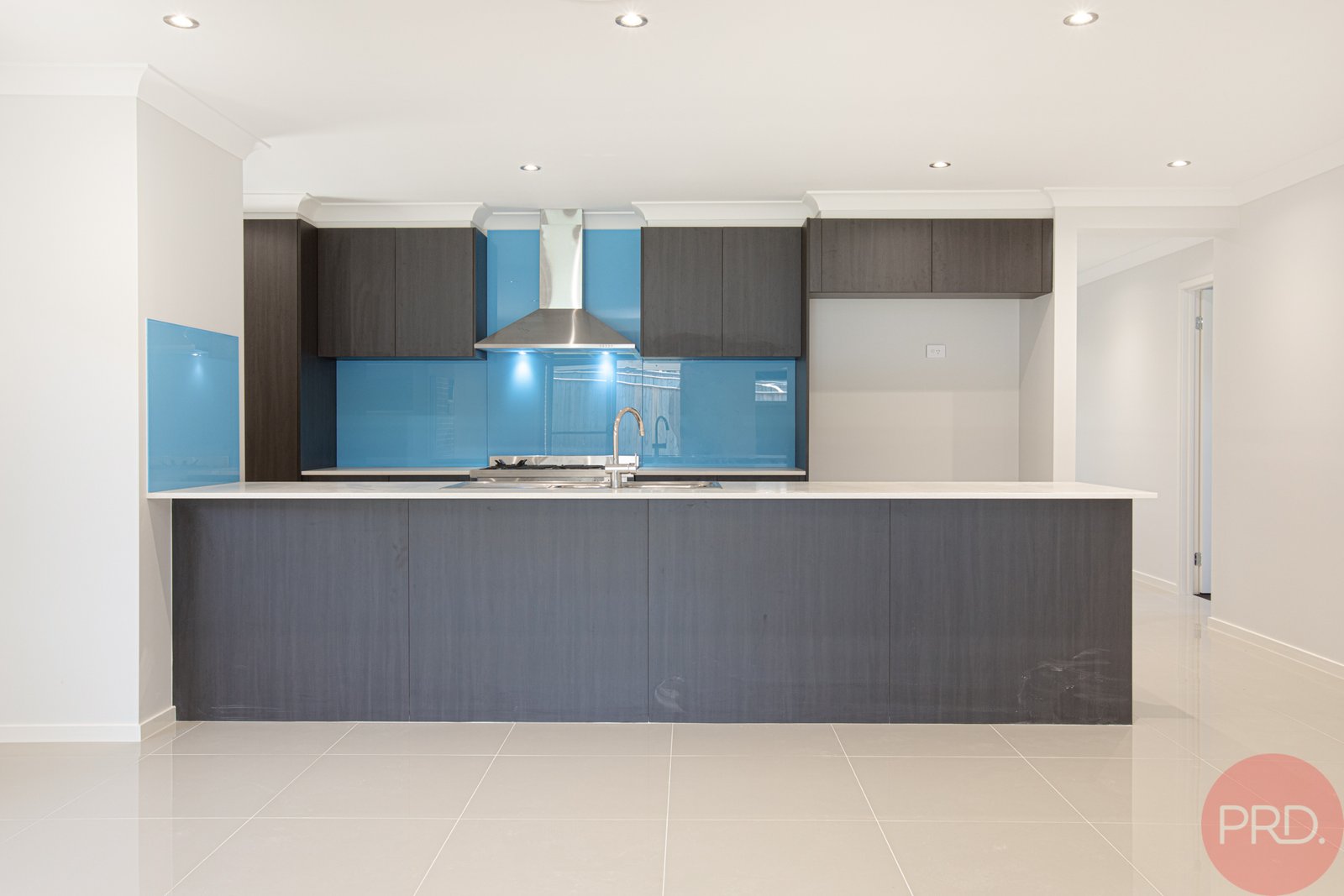 30 Golden Whistler Avenue ABERGLASSLYN 3