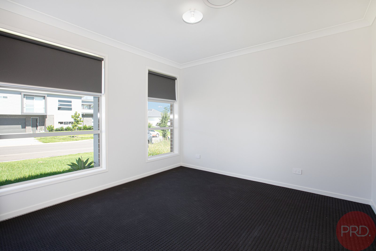 30 Golden Whistler Avenue ABERGLASSLYN 9