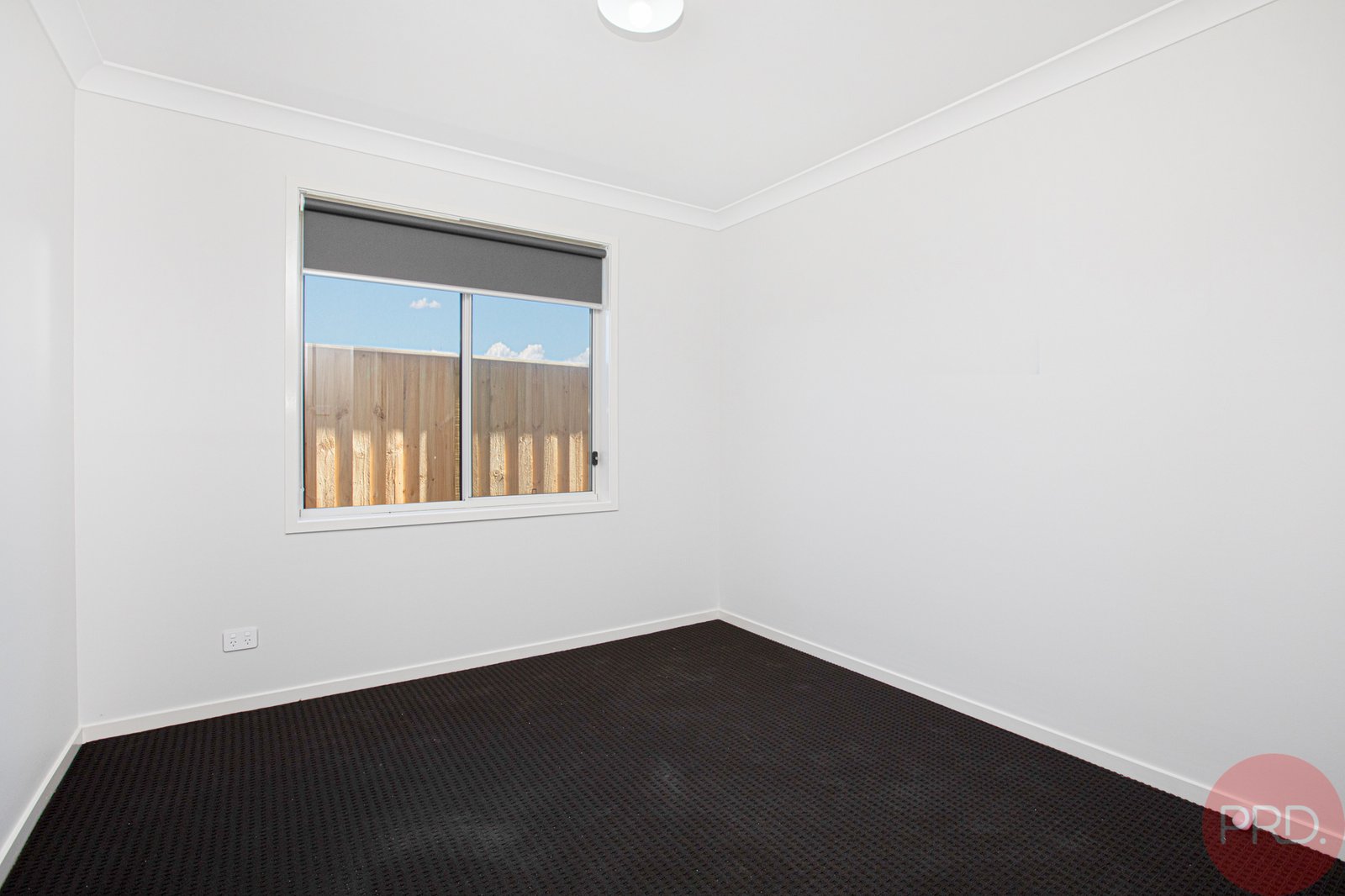 30 Golden Whistler Avenue ABERGLASSLYN 11