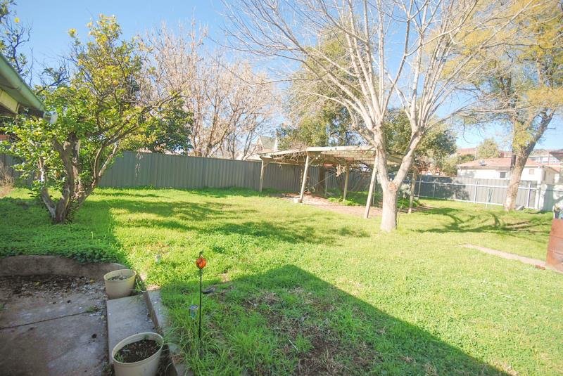 30 Gormly Avenue WAGGA WAGGA 2