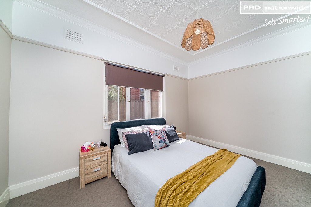 30 Gormly Avenue WAGGA WAGGA 6