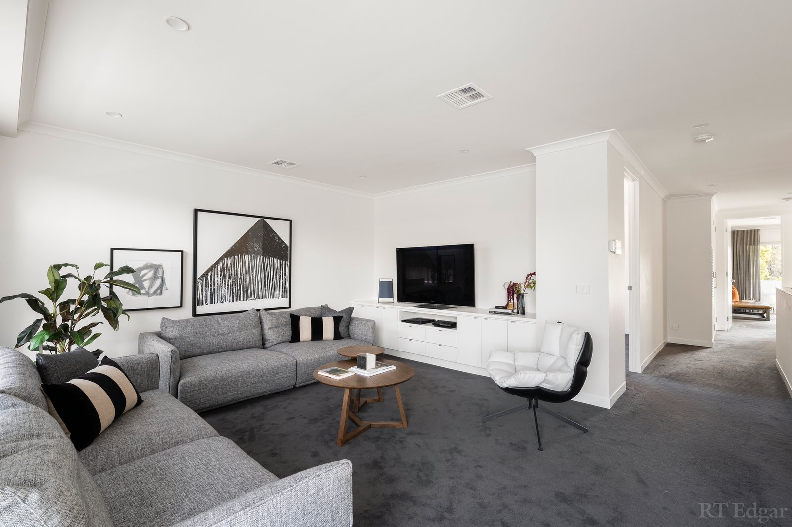 Real Estate and Property in 30 Great Valley Road, Glen Iris, VIC