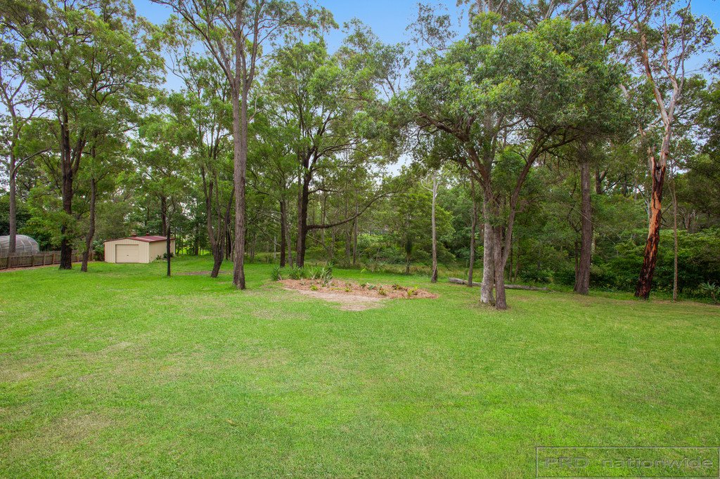 30 Grey Gum Crescent CHISHOLM 6