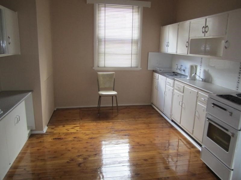 30 Gunnedah Road TAMWORTH 3