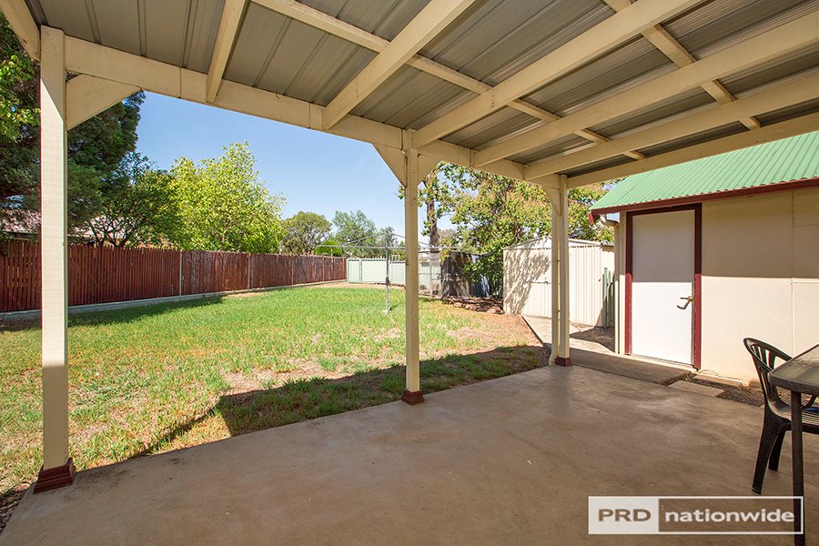 30 Gunnedah Road TAMWORTH 8