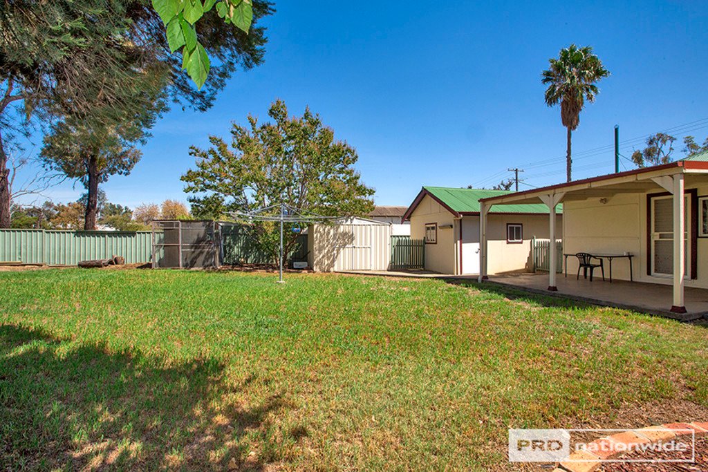 30 Gunnedah Road TAMWORTH 10